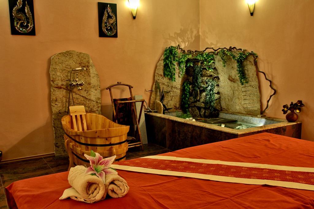Esplanade Spa And Golf Resort Marianske Lazne Ngoại thất bức ảnh