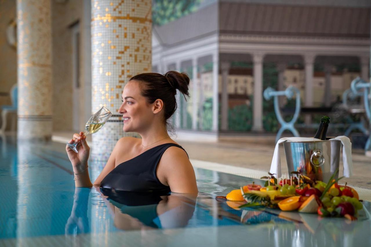 Esplanade Spa And Golf Resort Marianske Lazne Ngoại thất bức ảnh